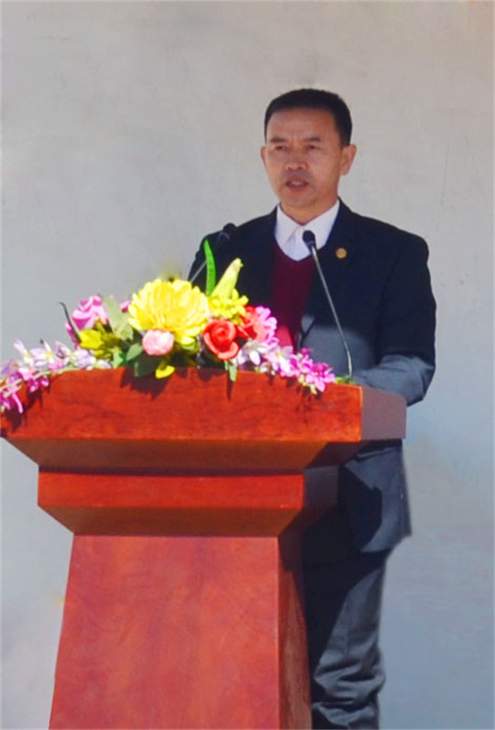 1.霍校長講話.jpg