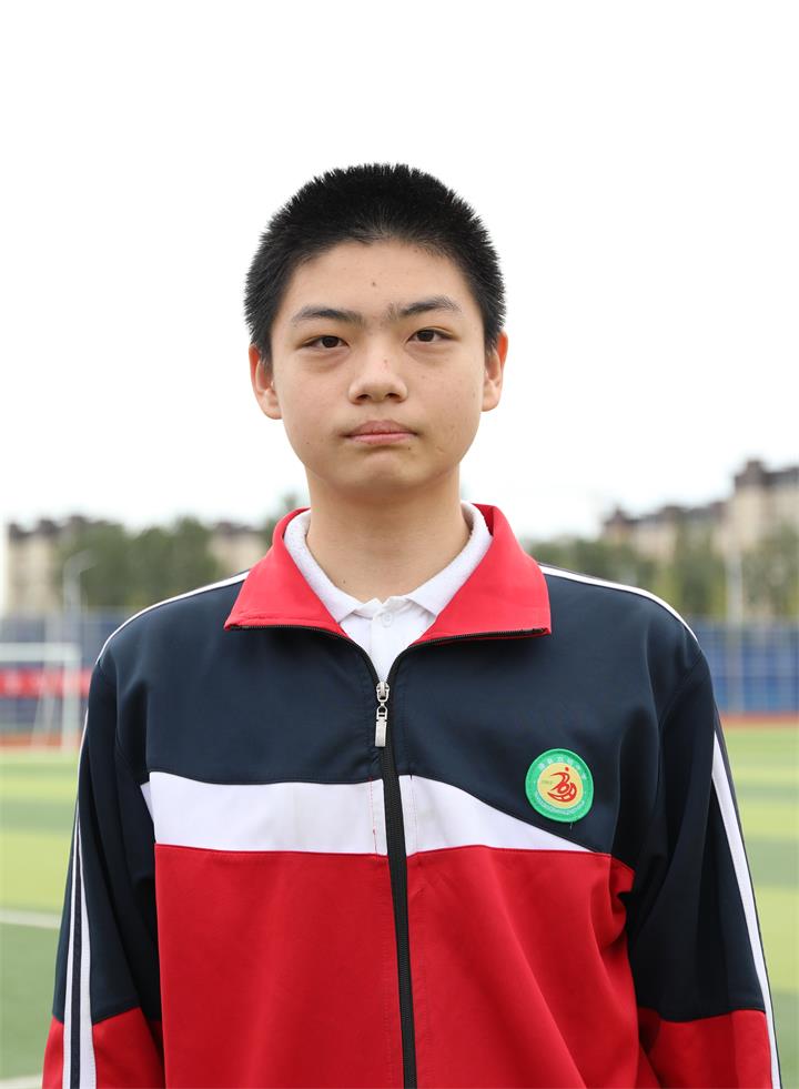 18九14班苑林阔.jpg