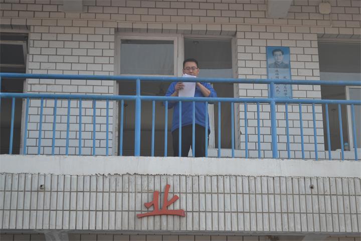 09.jpg