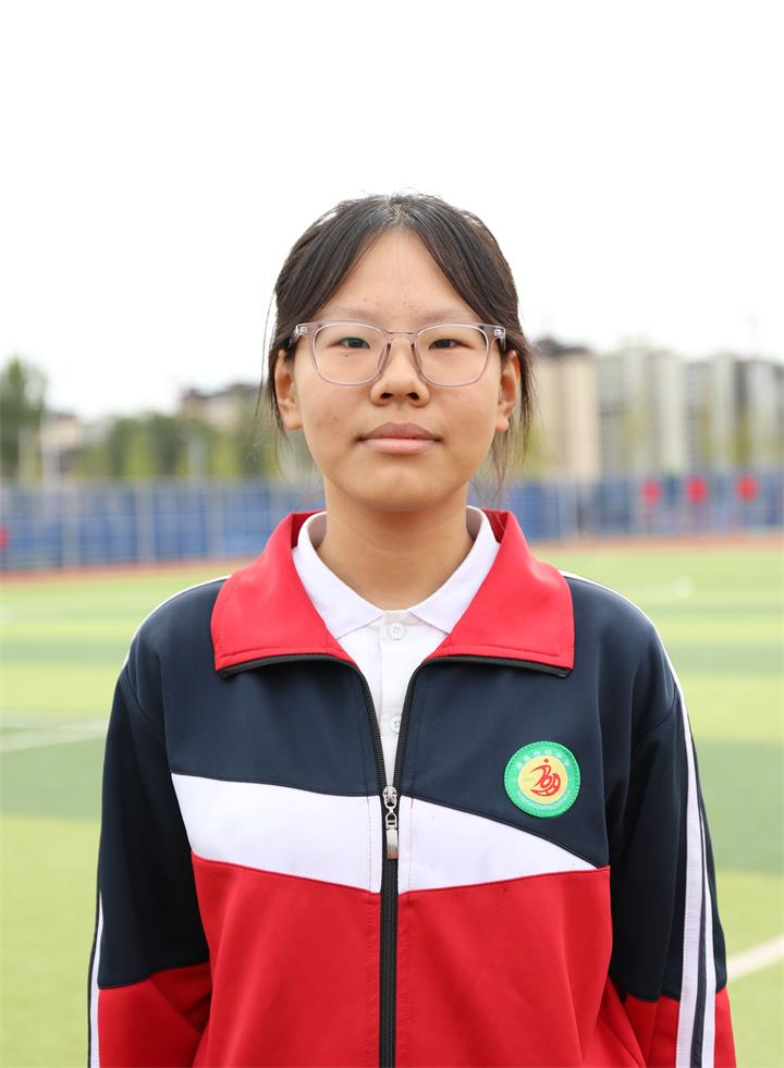 19九11班万梓汐.jpg