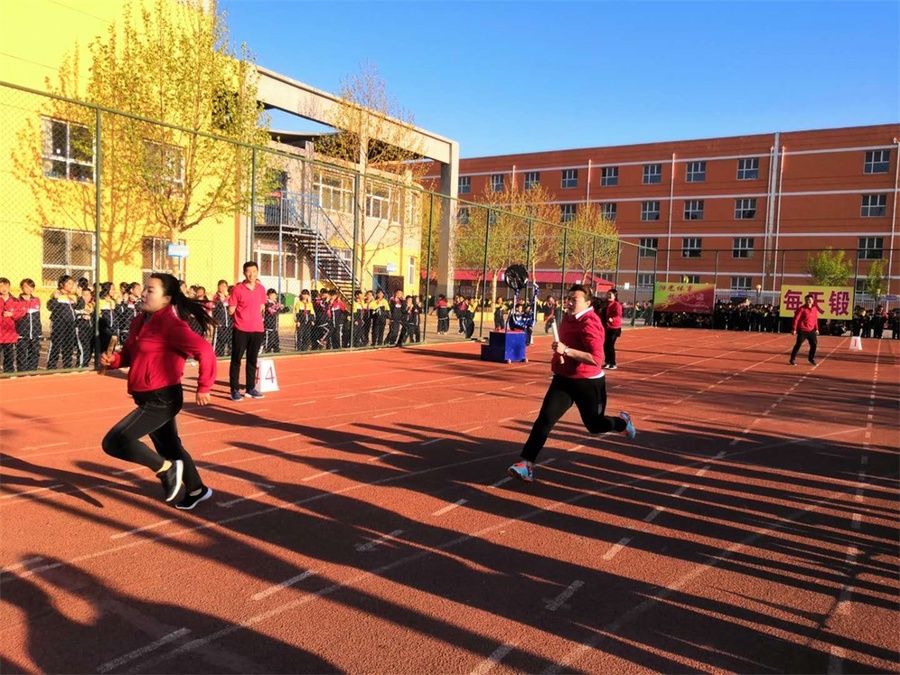 4x100米接力教師比賽.jpg