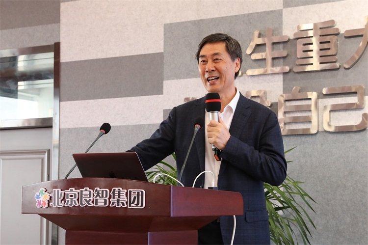 14張國宏.jpg