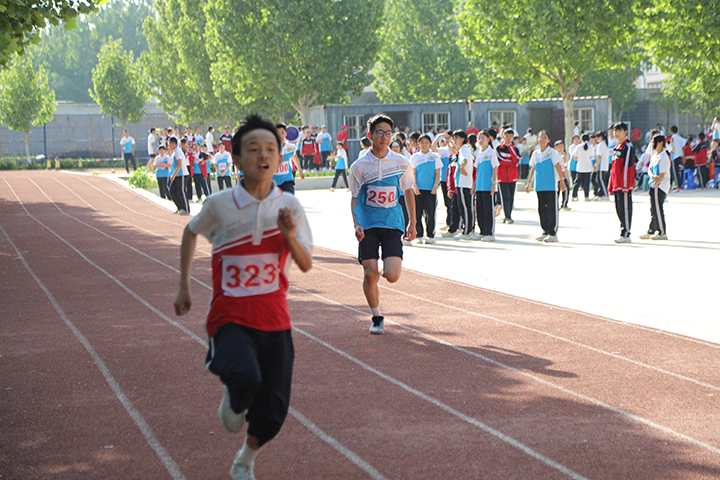 比賽跑 (3).jpg