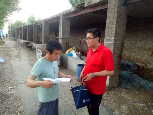 宗校長參與扶貧走訪_副本.jpg