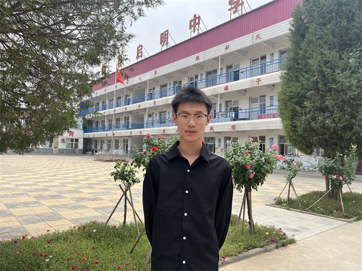 1.劉嘉豪第一名648分.jpg