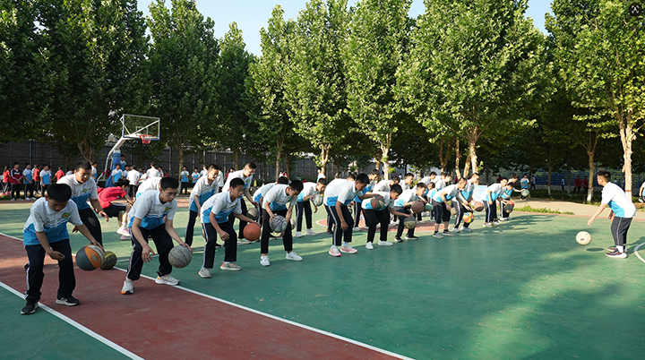 1.篮球.jpg